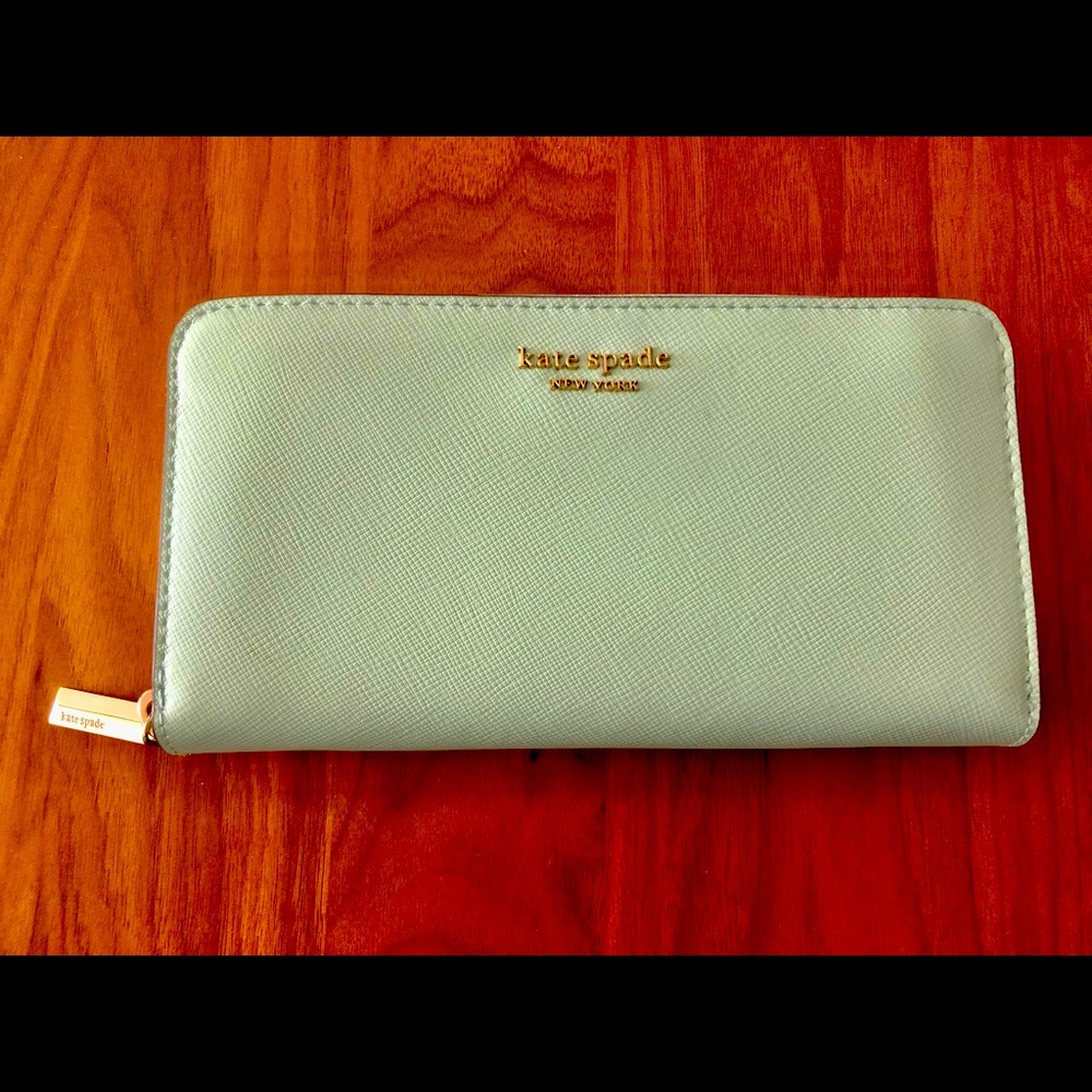 NWOT Kate Spade mint continental zip wallet